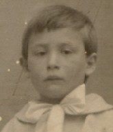 pict1541.jpg [165x193]